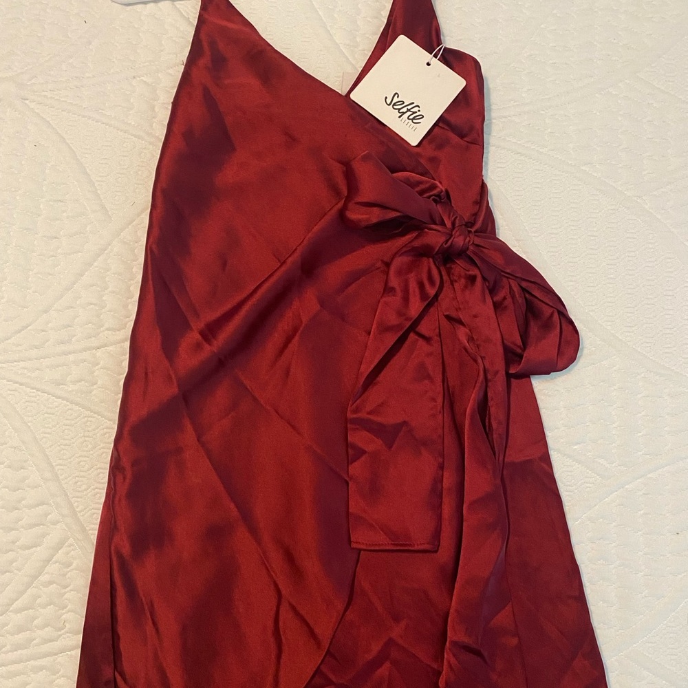 WRAP DRESS PLUM - Picture 2 of 5